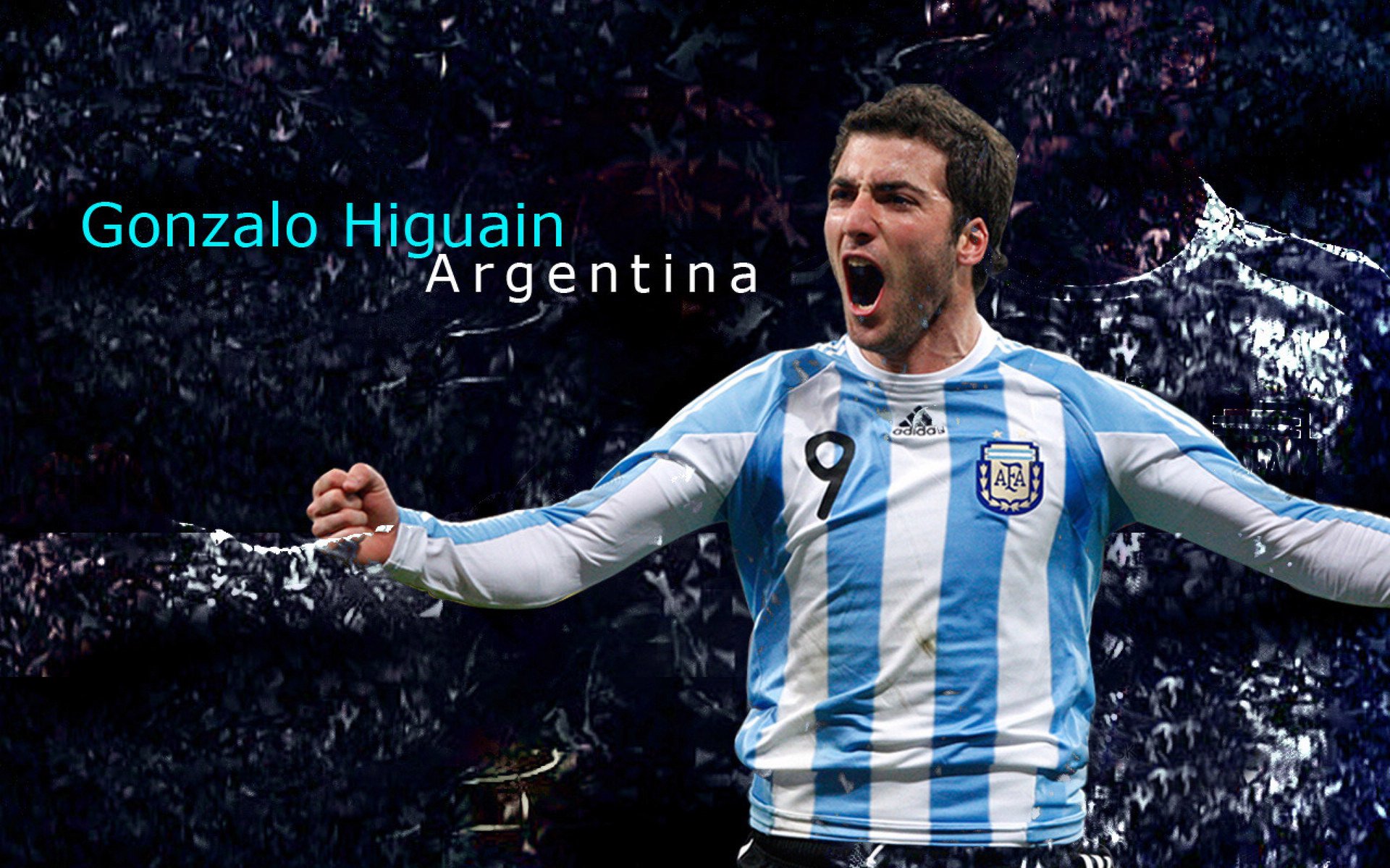 欧洲足球比赛再掀激情狂潮，球员拼尽全力，欧洲足球大赛